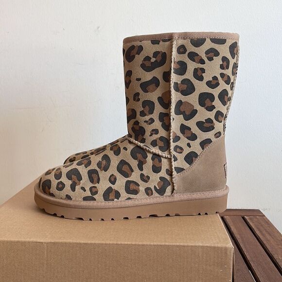 UGG Classic Short II Leopard Print Boots USA Women Size 7/UK 5/EU 38 - Picture 9 of 15